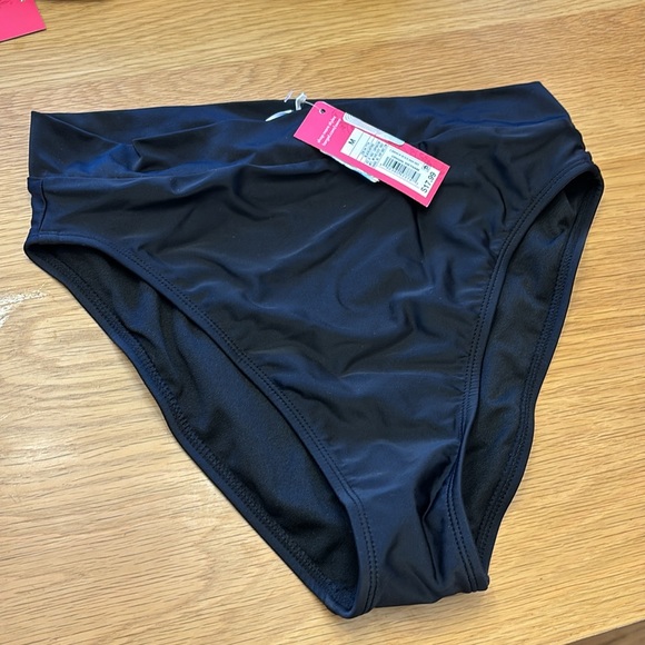 NEW! Cheetah print bikini. High waisted bottoms. Size M - Picture 5 of 6